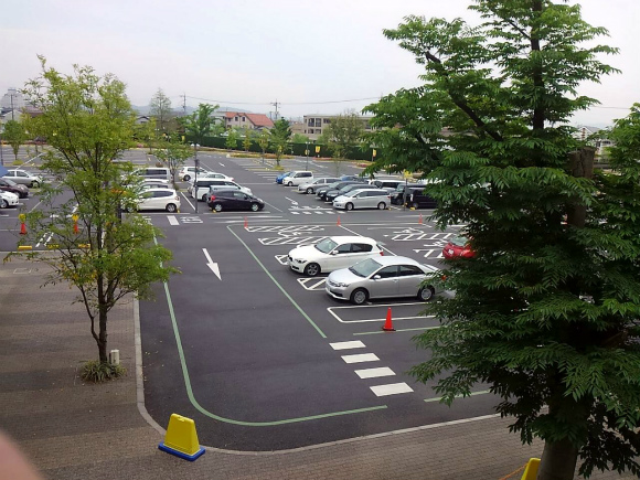 三井アウトレットパーク平面駐車場