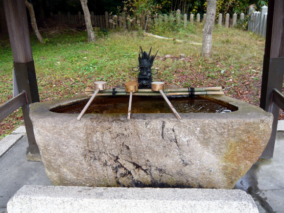 湯泉神社の手洗い